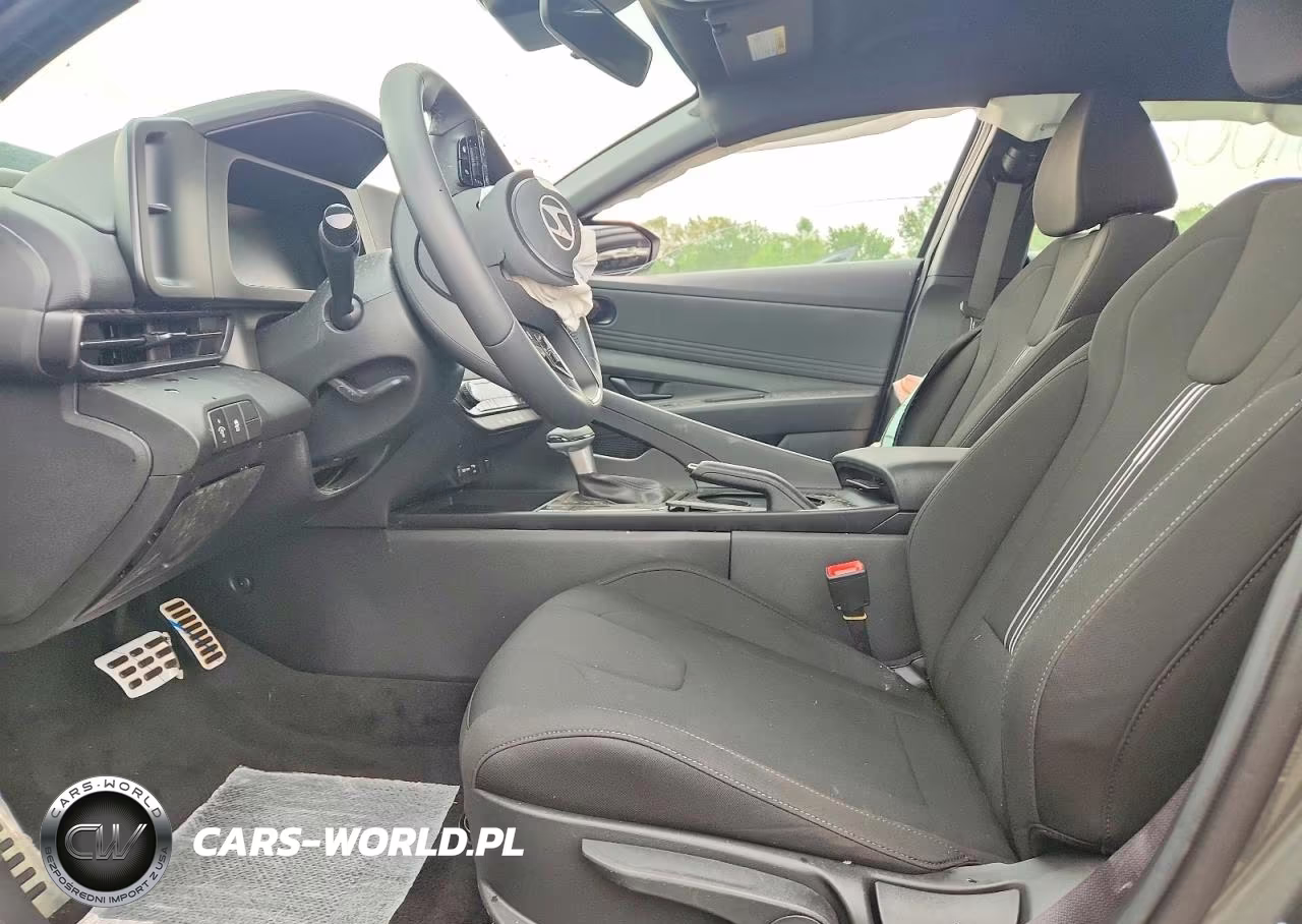 2026 Hyundai Elantra Sel Sport VIN:KMHLM4DG6TU180058 - 7