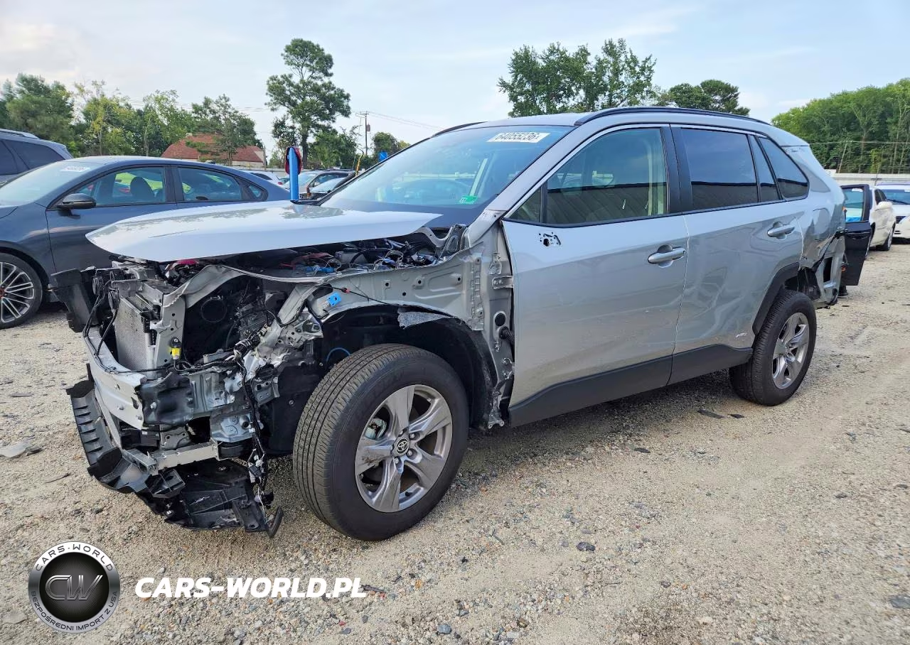 2025 Toyota Rav4 Hybrid Xle – zdjęcie 1 z 14