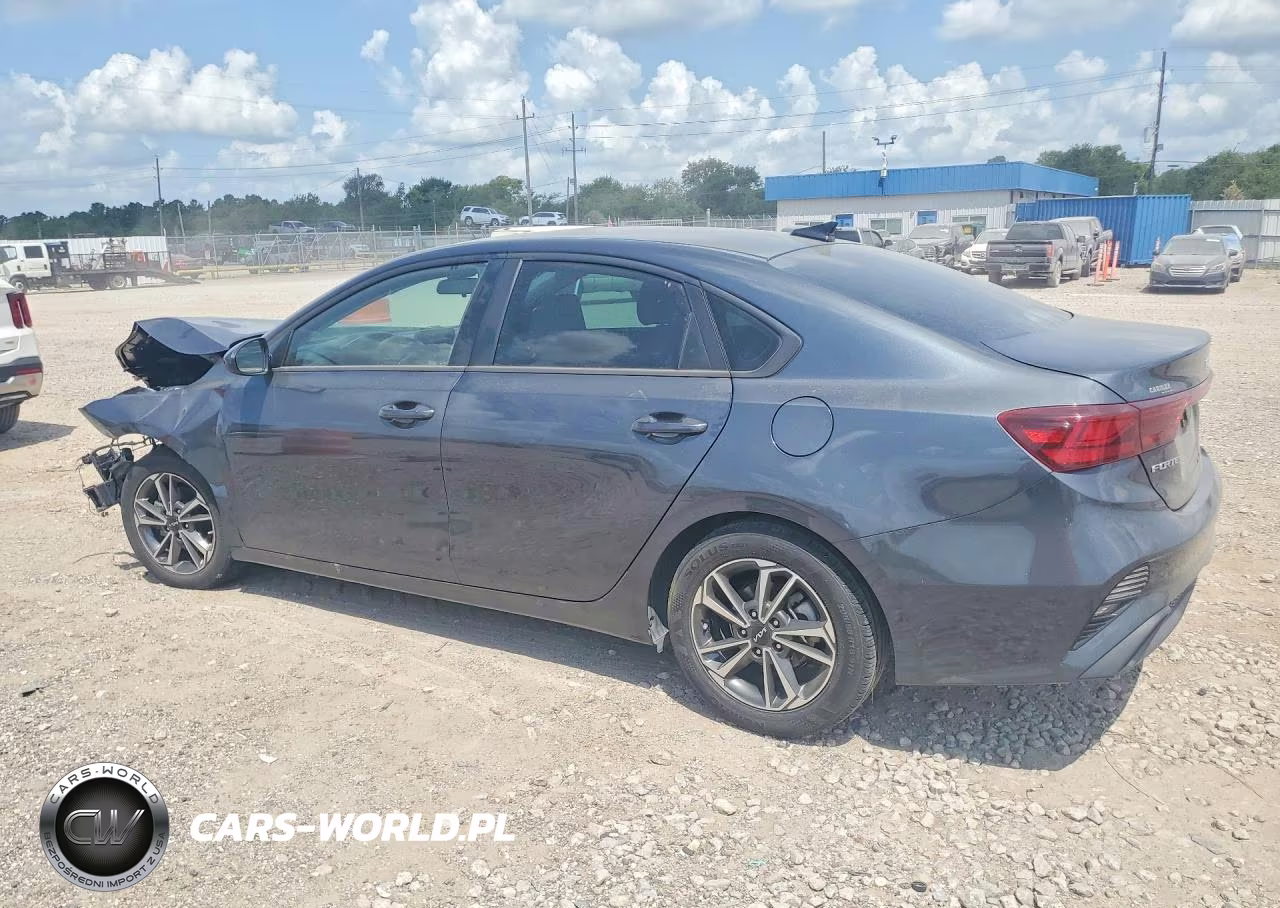 2023 Kia Forte Lxs VIN:3KPF24AD8PE541313 - 2