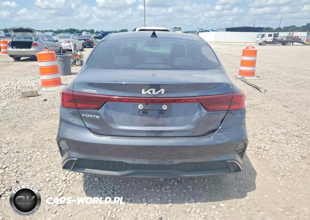 2023 Kia Forte Lxs VIN:3KPF24AD8PE541313 - 6