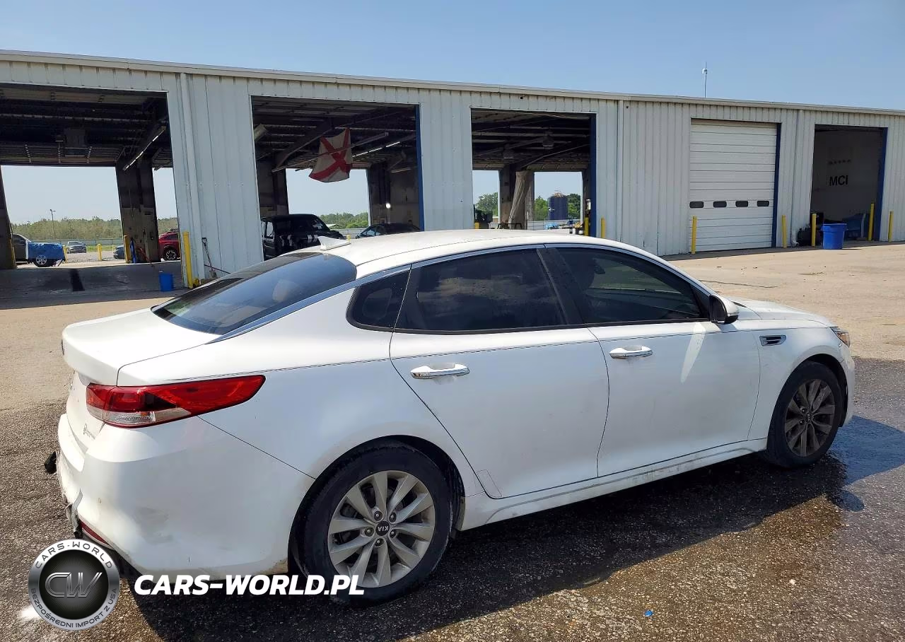 2018 Kia Optima Lx VIN:5XXGT4L37JG257451 - 3