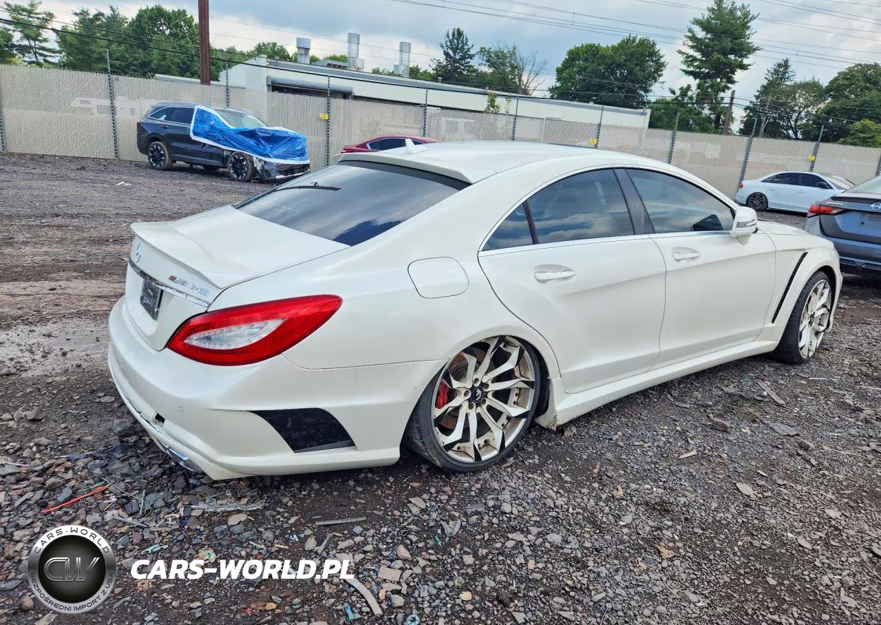 2014 Mercedes-Benz Cls 63 Amg S-Model VIN:WDDLJ7GB4EA108865 - 3