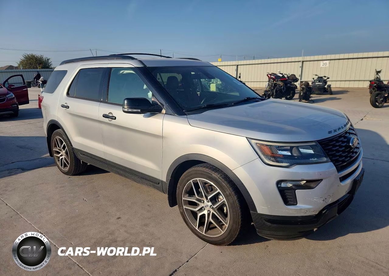 2019 Ford Explorer Sport VIN:1FM5K8GT5KGA59968 - 4