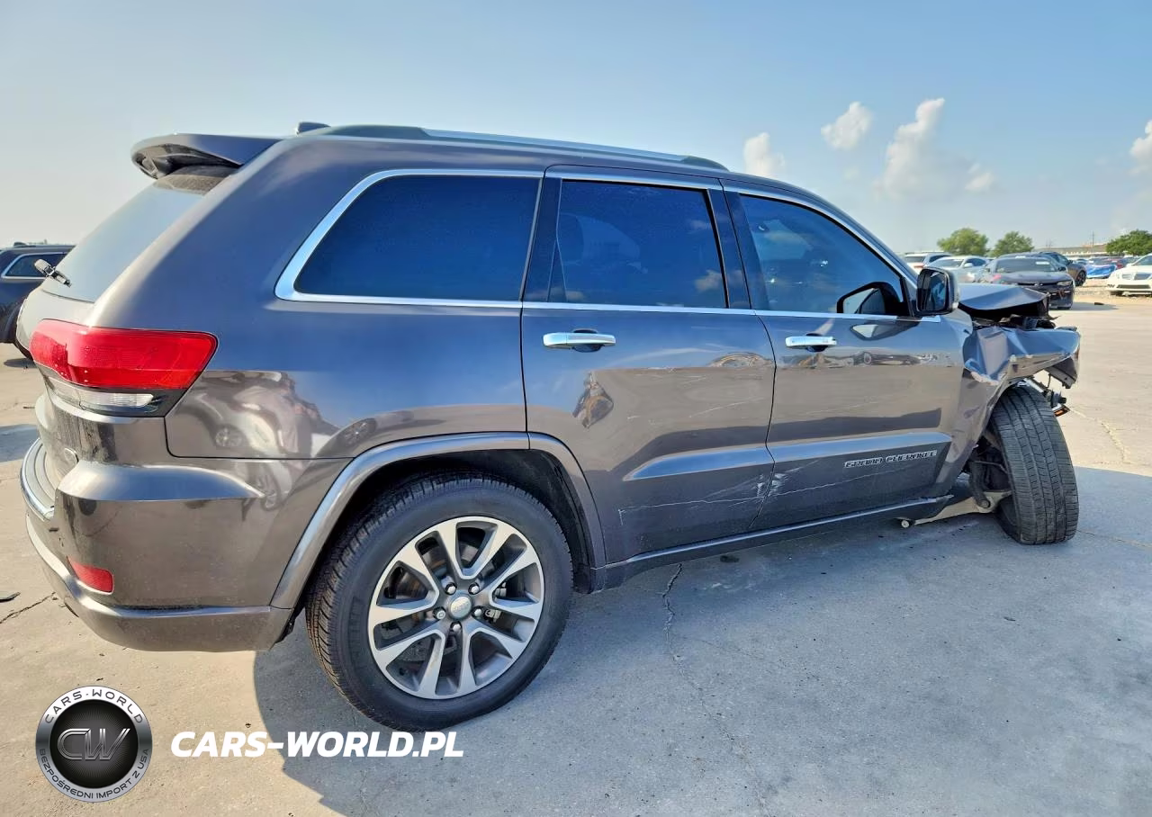 2018 Jeep Grand Cherokee Overland VIN:1C4RJECG1JC212495 - 3