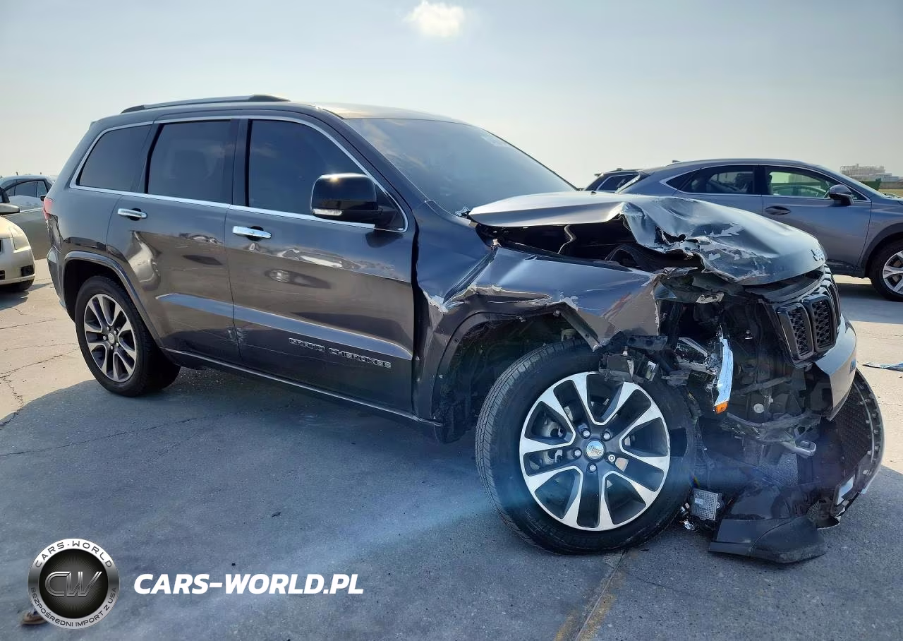 2018 Jeep Grand Cherokee Overland VIN:1C4RJECG1JC212495 - 4