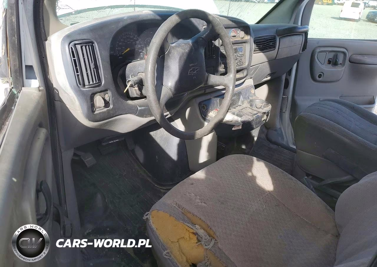 2001 Chevrolet Express 2500 Delivery Van VIN:1GCGG25R411123261 - 8