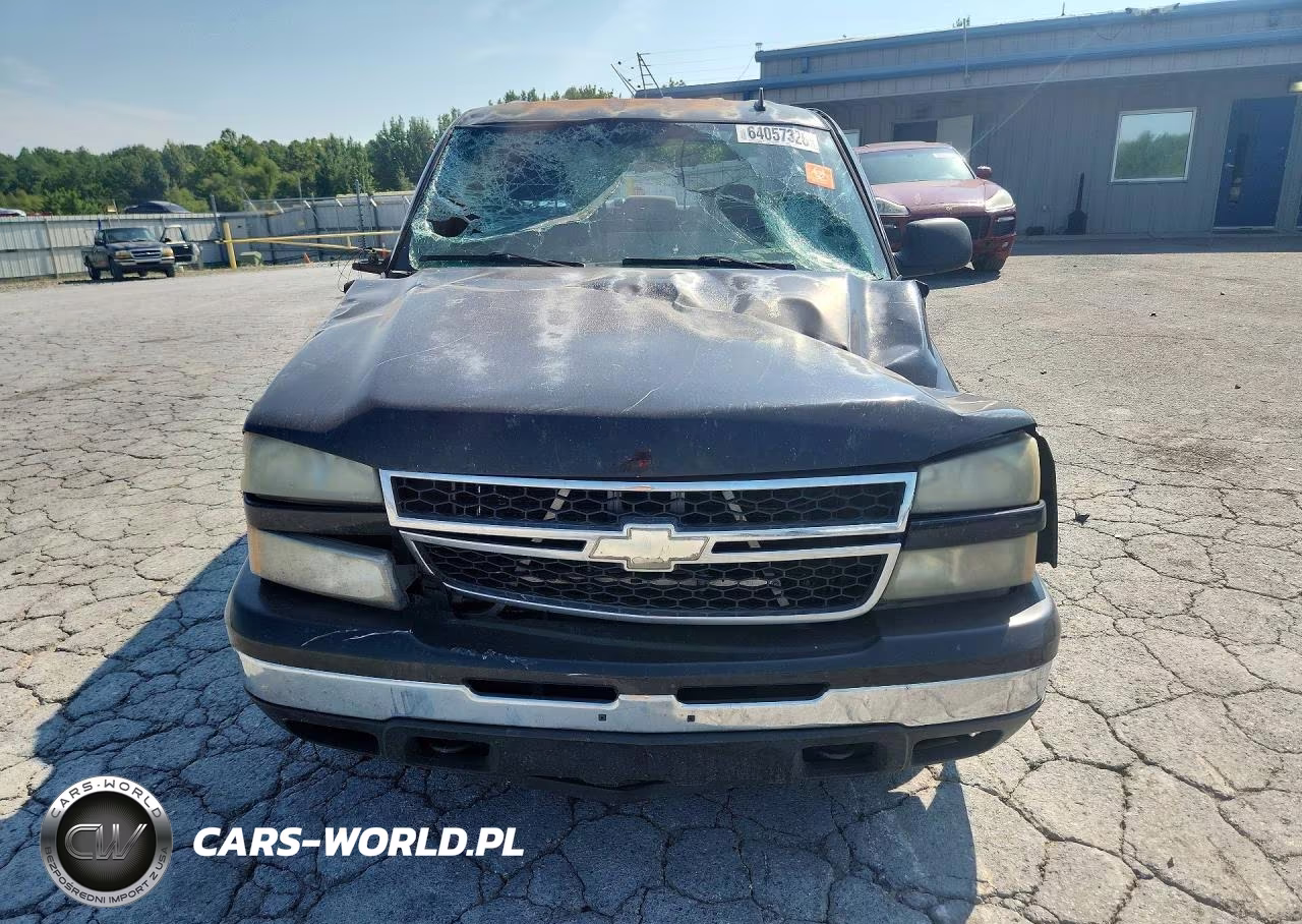 2007 Chevrolet Silverado C1500 Classic Crew Cab VIN:2GCEC13Z871165256 - 5