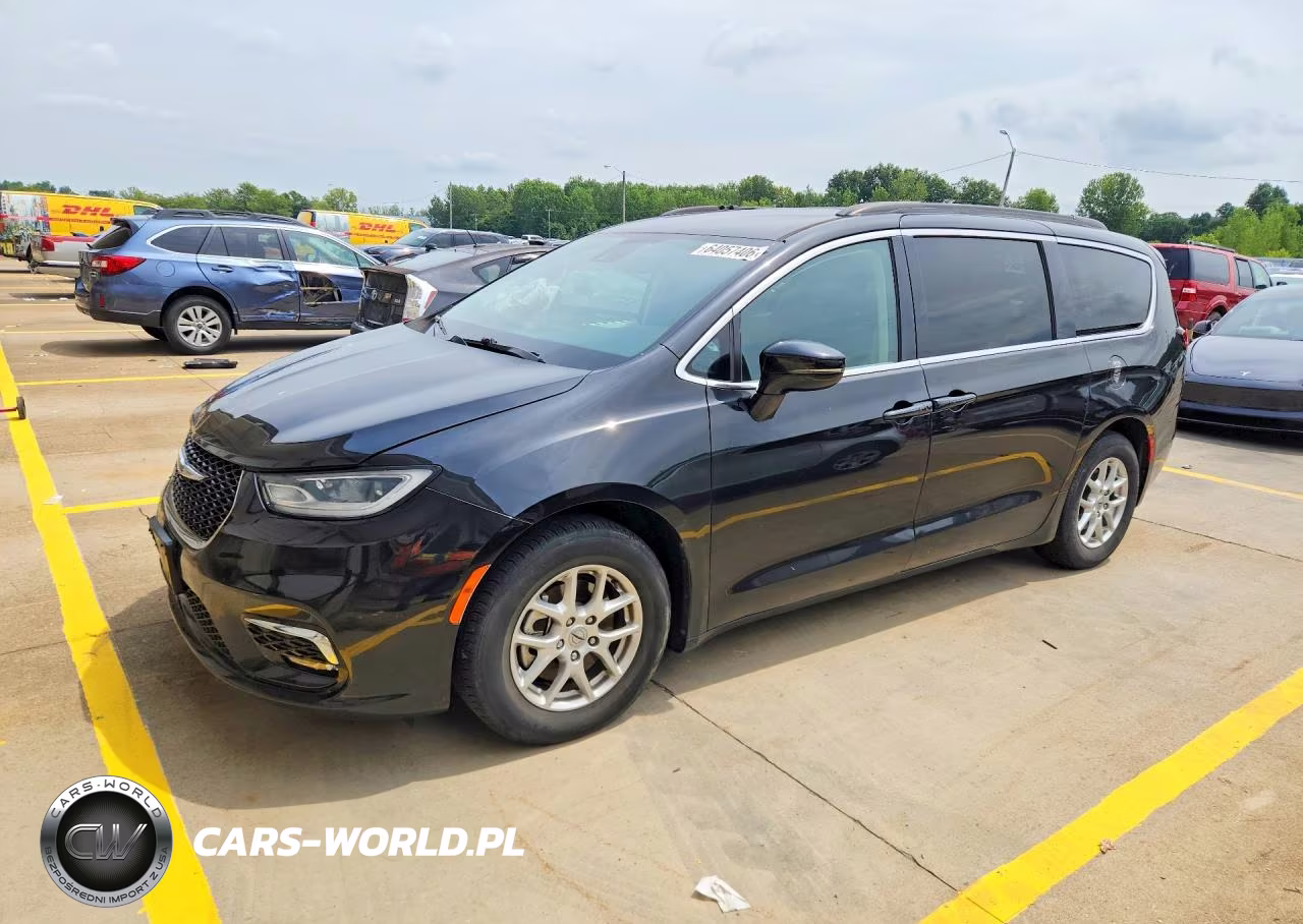 2022 Chrysler Pacifica Touring L VIN:2C4RC1BG9NR128734 - 1