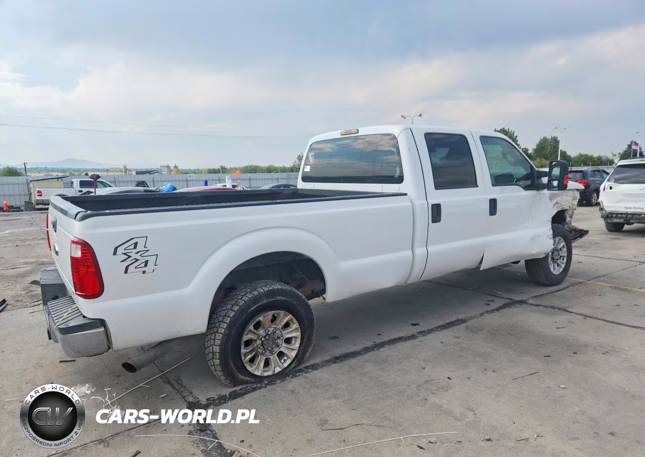 2011 Ford F250 Super Duty VIN:1FT7W2B68BEA99103 - 3