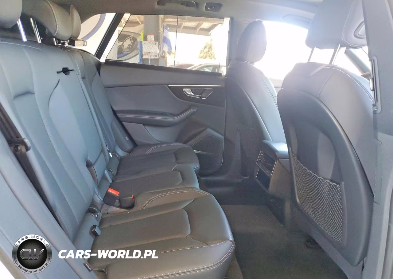 2023 Audi Q8 Premium Plus VIN:WA1BVBF10PD030988 - 10