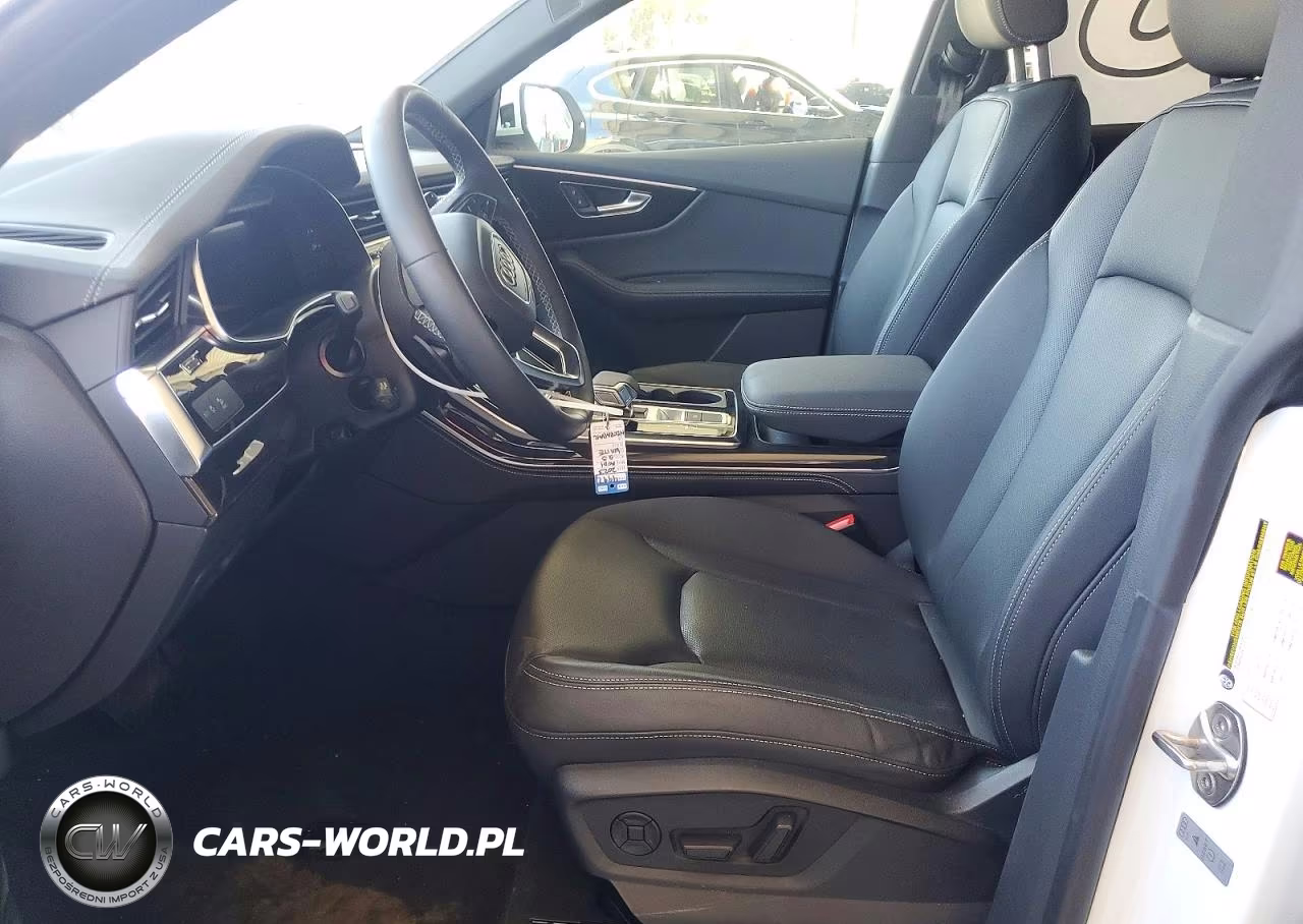 2023 Audi Q8 Premium Plus VIN:WA1BVBF10PD030988 - 7