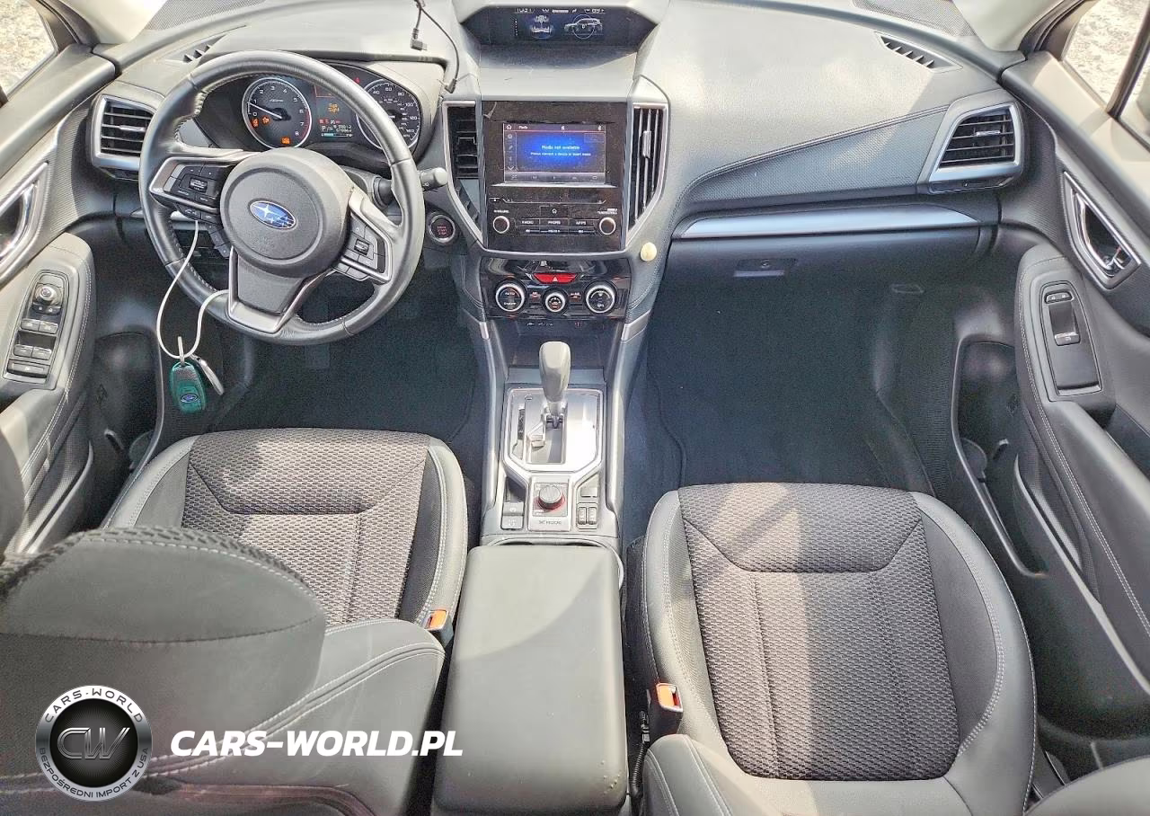 2019 Subaru Forester Premium VIN:JF2SKAGC7KH583763 - 8