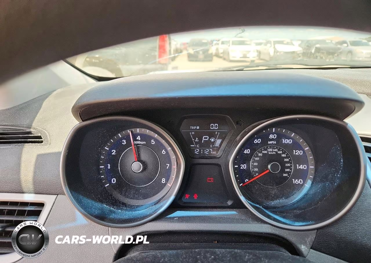 2016 Hyundai Elantra Se VIN:5NPDH4AE1GH660850 - 9