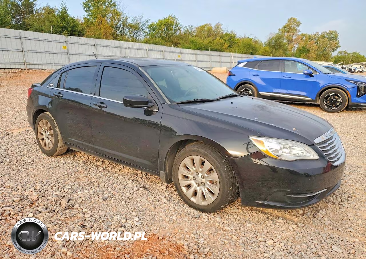 2014 Chrysler 200 Lx VIN:1C3CCBAG7EN103698 - 4