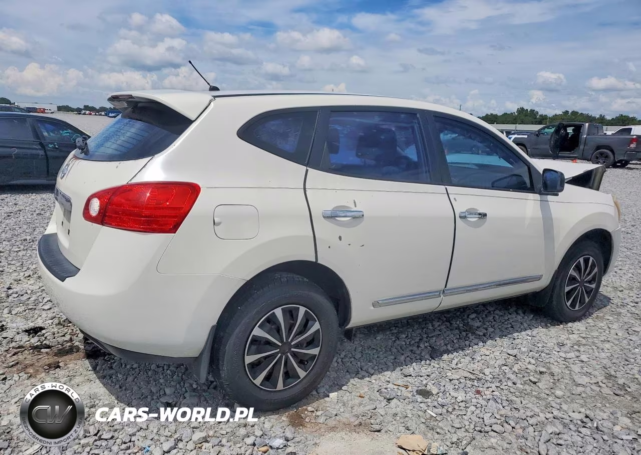 2011 Nissan Rogue S VIN:JN8AS5MT4BW183309 - 3