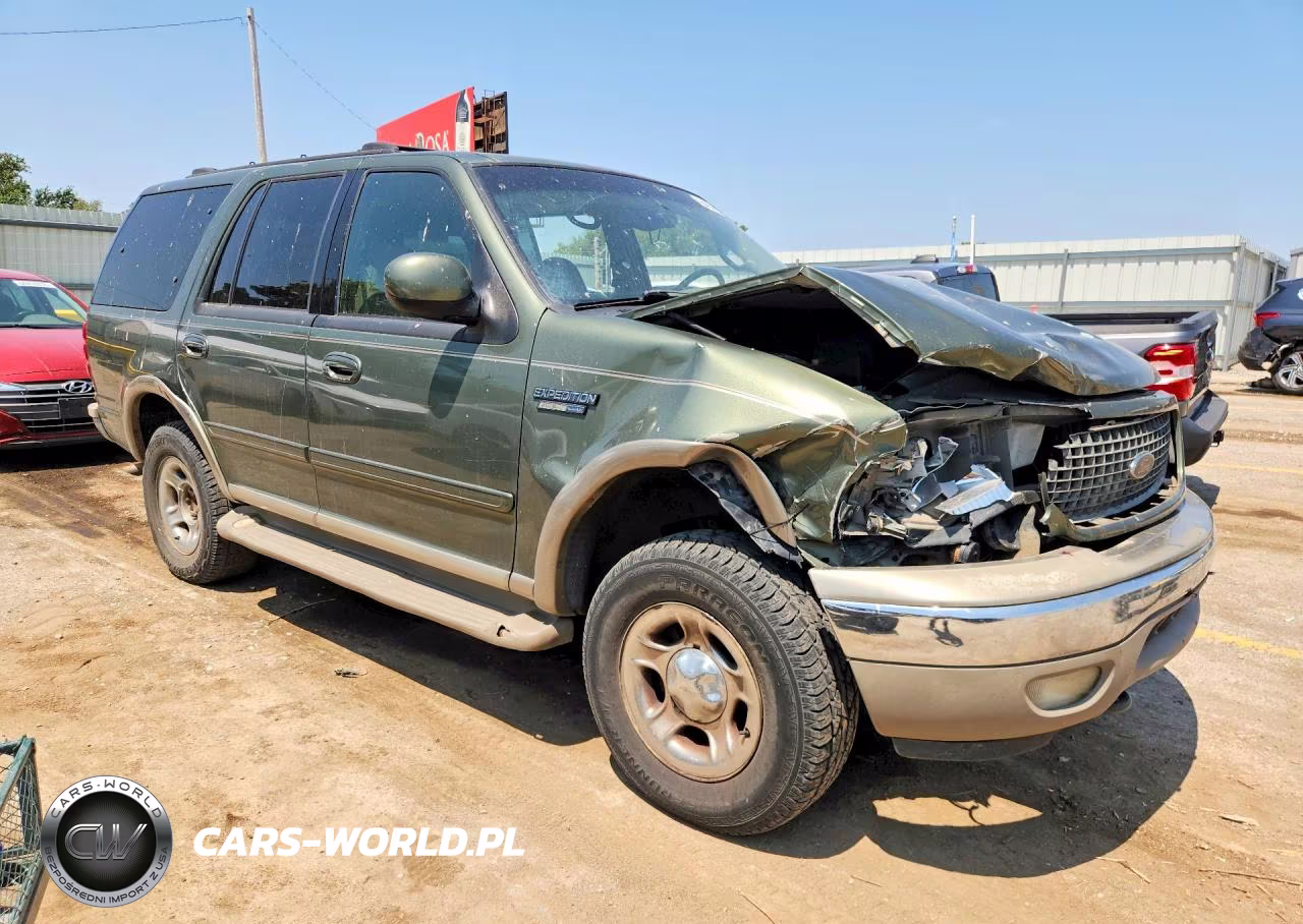 2000 Ford Expedition Eddie Bauer VIN:1FMPU18L0YLA43153 - 4