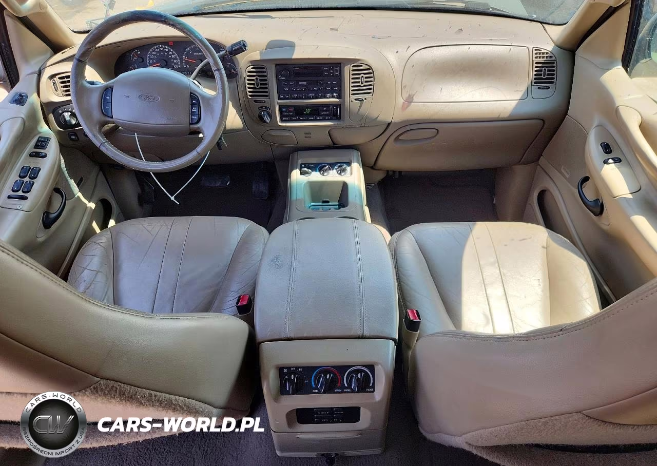 2000 Ford Expedition Eddie Bauer VIN:1FMPU18L0YLA43153 - 8