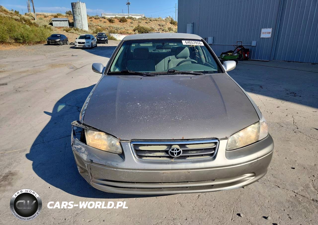 2000 Toyota Camry Le VIN:JT2BG22K6Y0404066 - 5