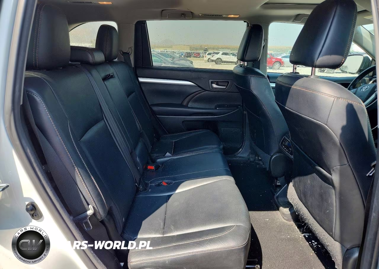 2016 Toyota Highlander Xle VIN:5TDJKRFH1GS348218 - 10