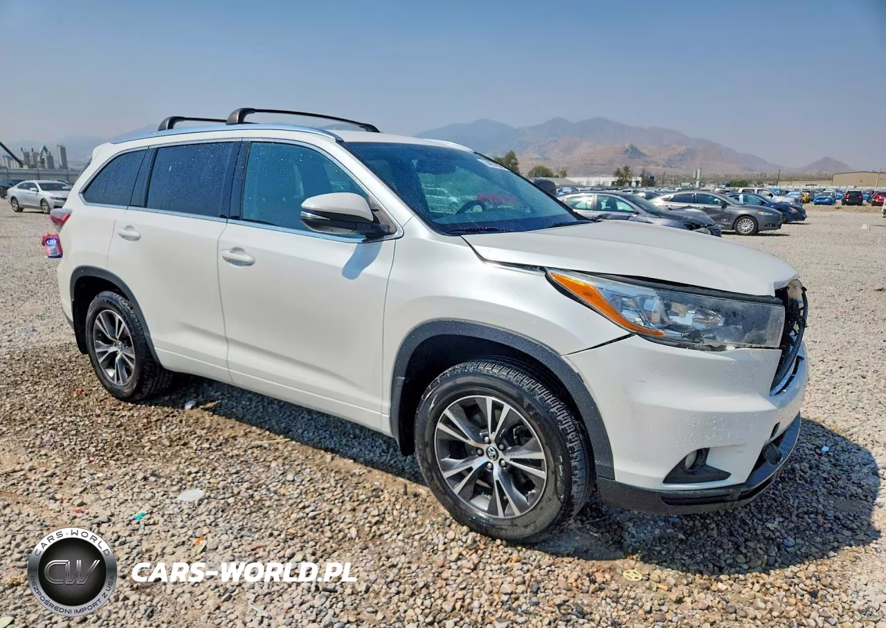 2016 Toyota Highlander Xle VIN:5TDJKRFH1GS348218 - 4