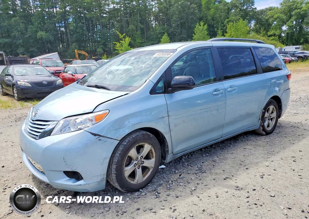 2015 Toyota Sienna Le VIN:5TDKK3DC3FS536889 - 1