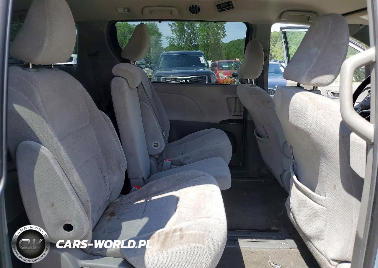 2015 Toyota Sienna Le VIN:5TDKK3DC3FS536889 - 11