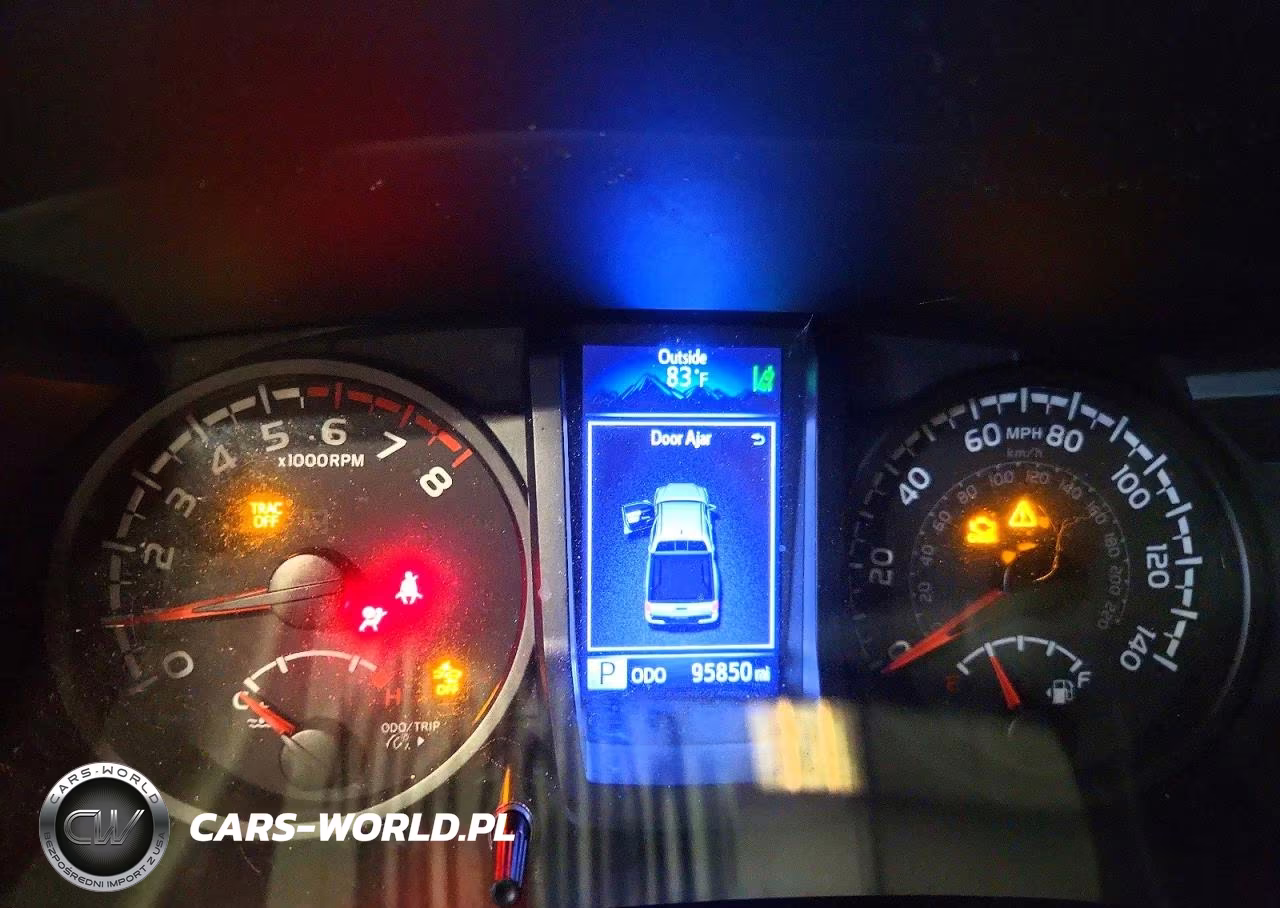 2020 Toyota Tacoma Sr VIN:5TFAX5GN5LX167285 - 9