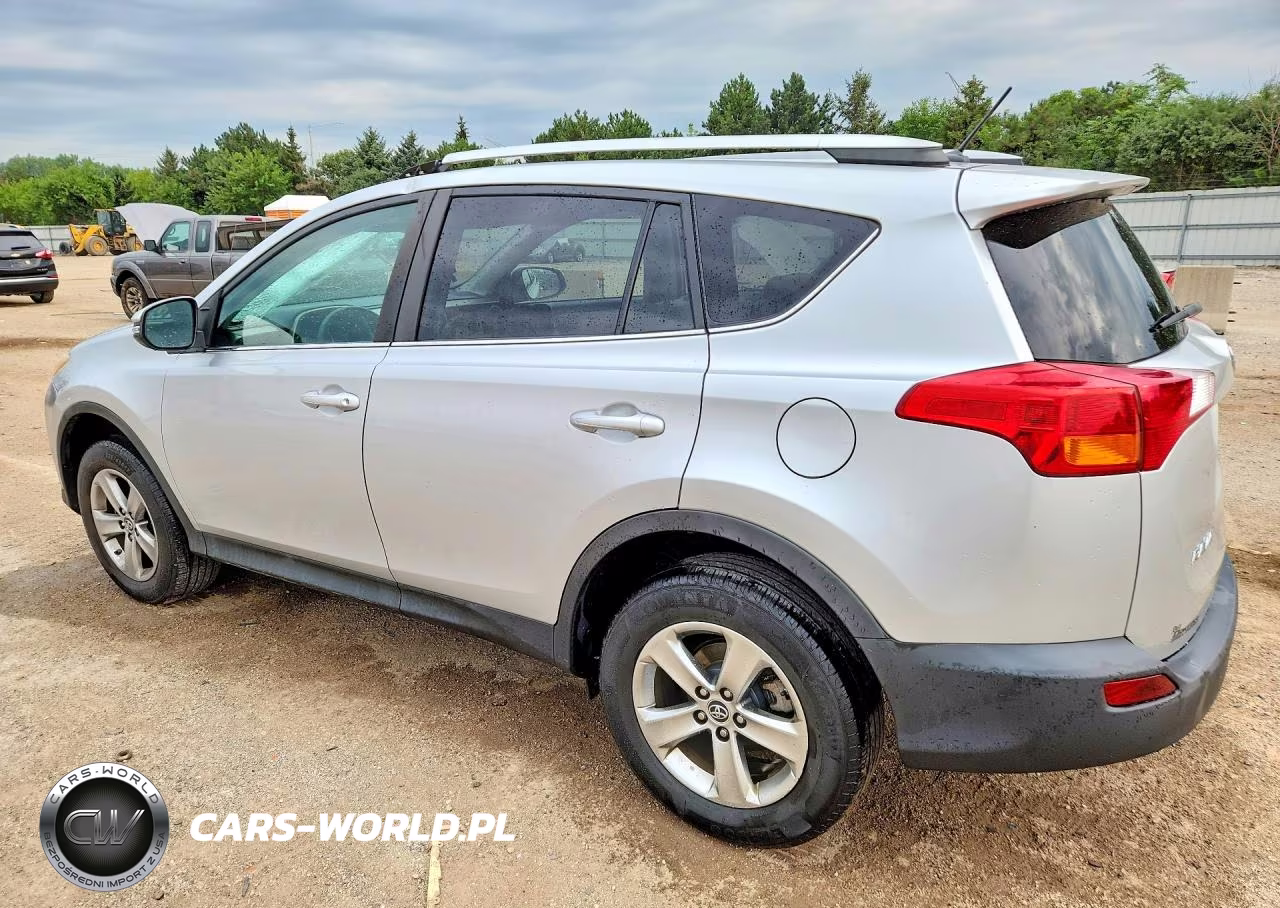 2015 Toyota Rav4 Xle VIN:2T3WFREV8FW152548 - 2
