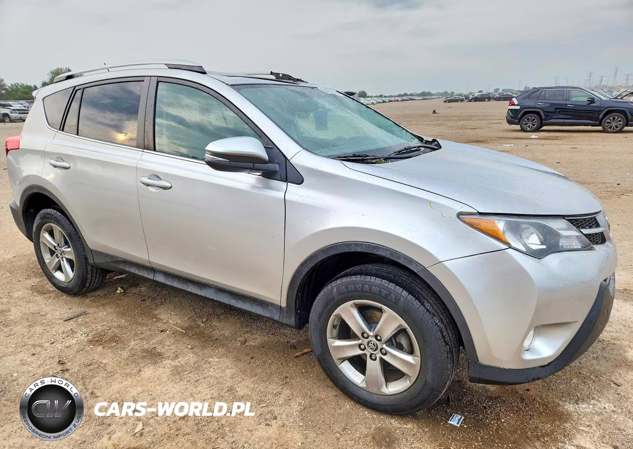 2015 Toyota Rav4 Xle VIN:2T3WFREV8FW152548 - 4