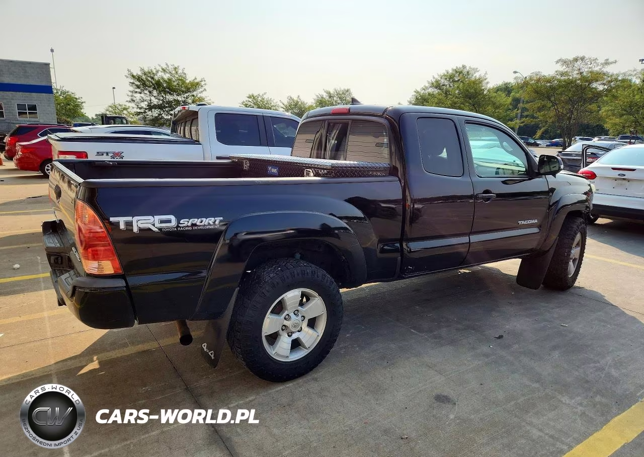 2014 Toyota Tacoma V6 VIN:5TFUU4EN9EX095416 - 3