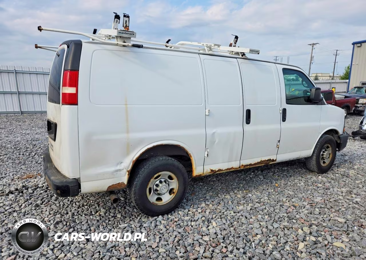 2014 Chevrolet Express G2500 VIN:1GCWGFBA2E1199312 - 3