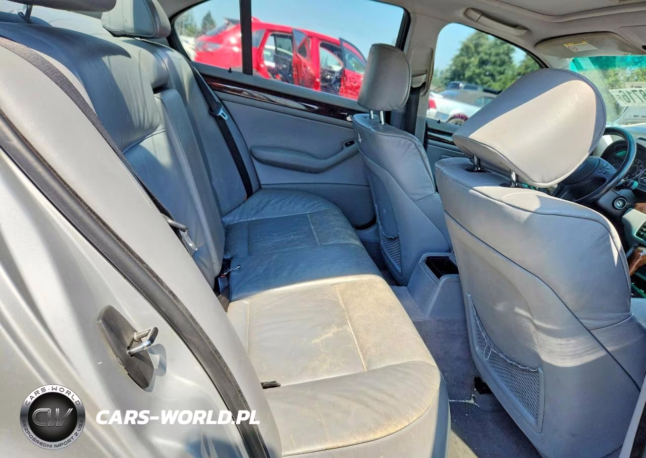2001 BMW 330 I VIN:WBAAV53411FJ64628 - 10