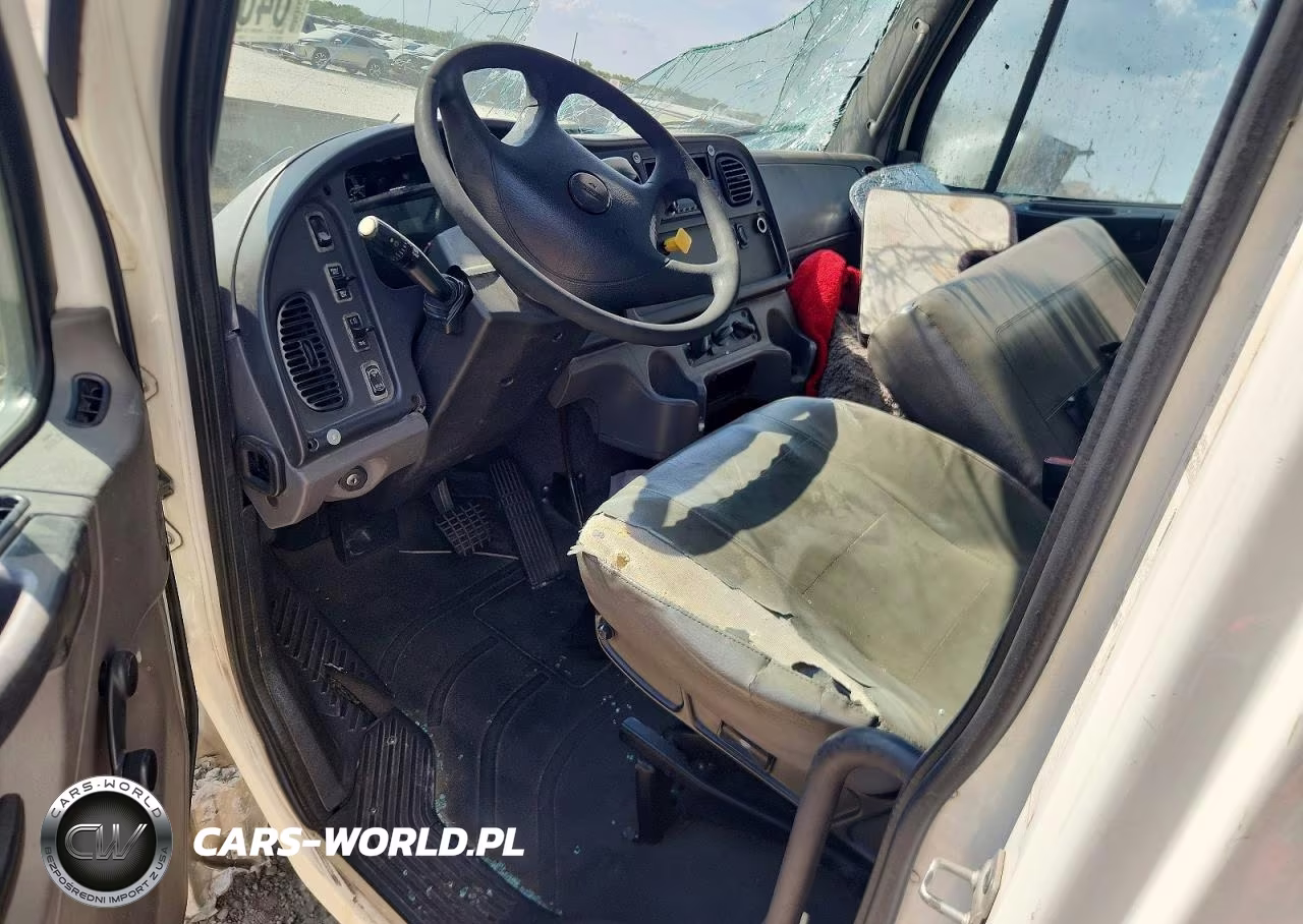 2015 Freightliner Business Class M2 Box Truck VIN:3ALACWDT1FDGK2262 - 8