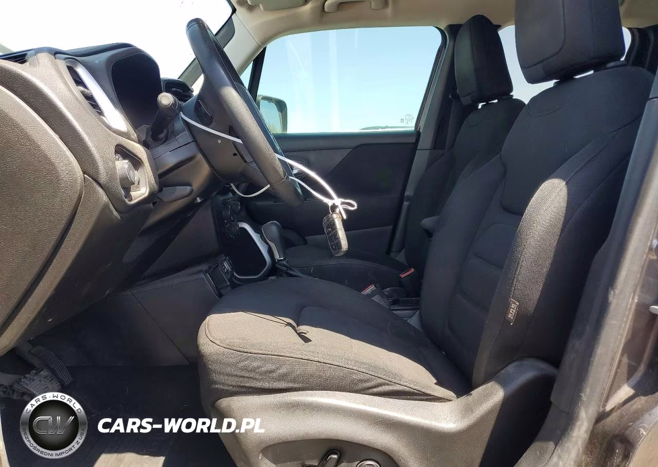 2018 Jeep Renegade Latitude VIN:ZACCJABB0JPJ30576 - 7