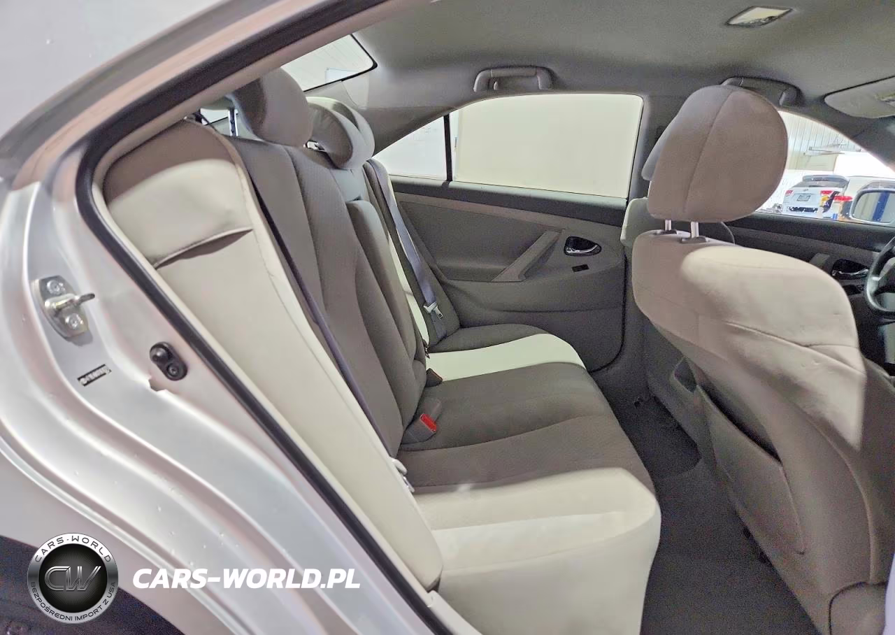 2007 Toyota Camry Le VIN:4T1BE46KX7U639379 - 10