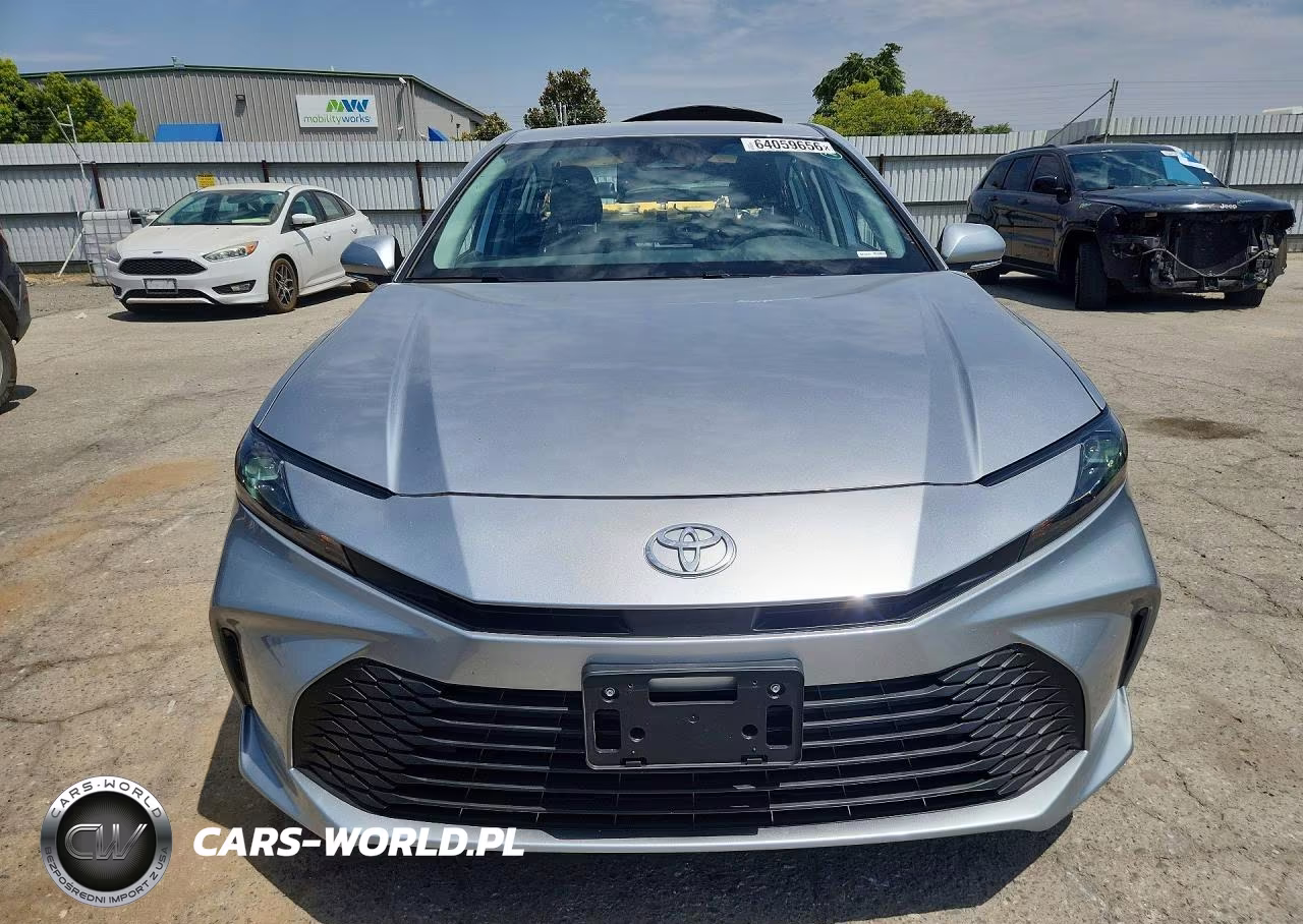2026 Toyota Camry Le VIN:4T1DAACK7TU761683 - 5