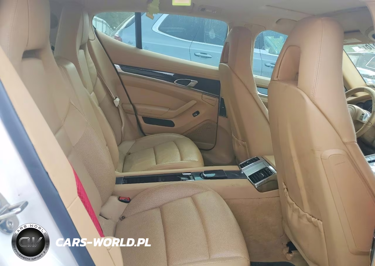 2011 Porsche Panamera 2 VIN:WP0AA2A73BL013898 - 10