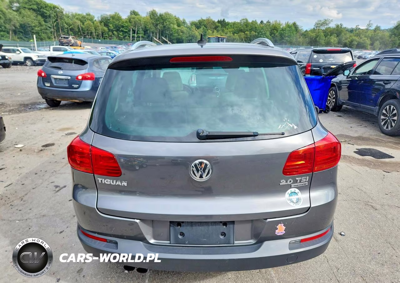 2012 Volkswagen Tiguan S VIN:WVGBV7AX1CW005736 - 6