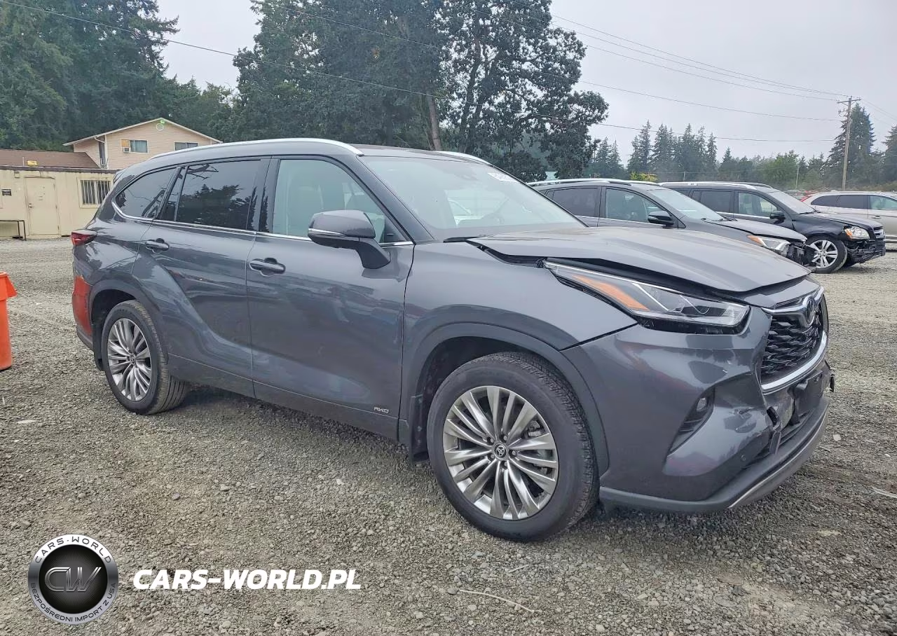2025 Toyota Highlander Hybrid Platinum VIN:5TDEBRCH5SS673369 - 4