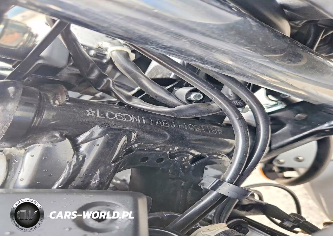 2018 Suzuki Gsx250R VIN:LC6DN11A8J1102119 - 9
