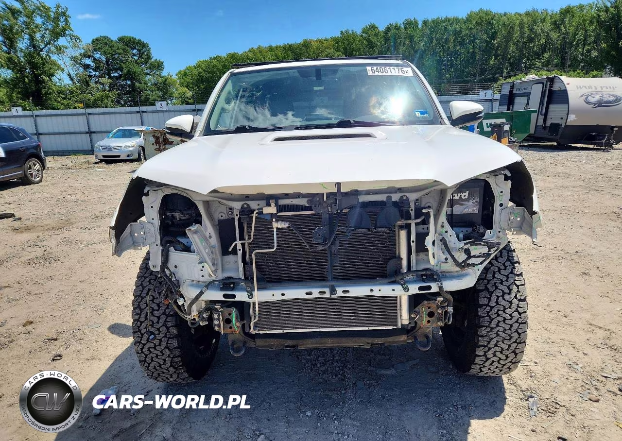 2018 Toyota 4Runner Trd Off-Road Premium VIN:JTEBU5JR2J5511961 - 5