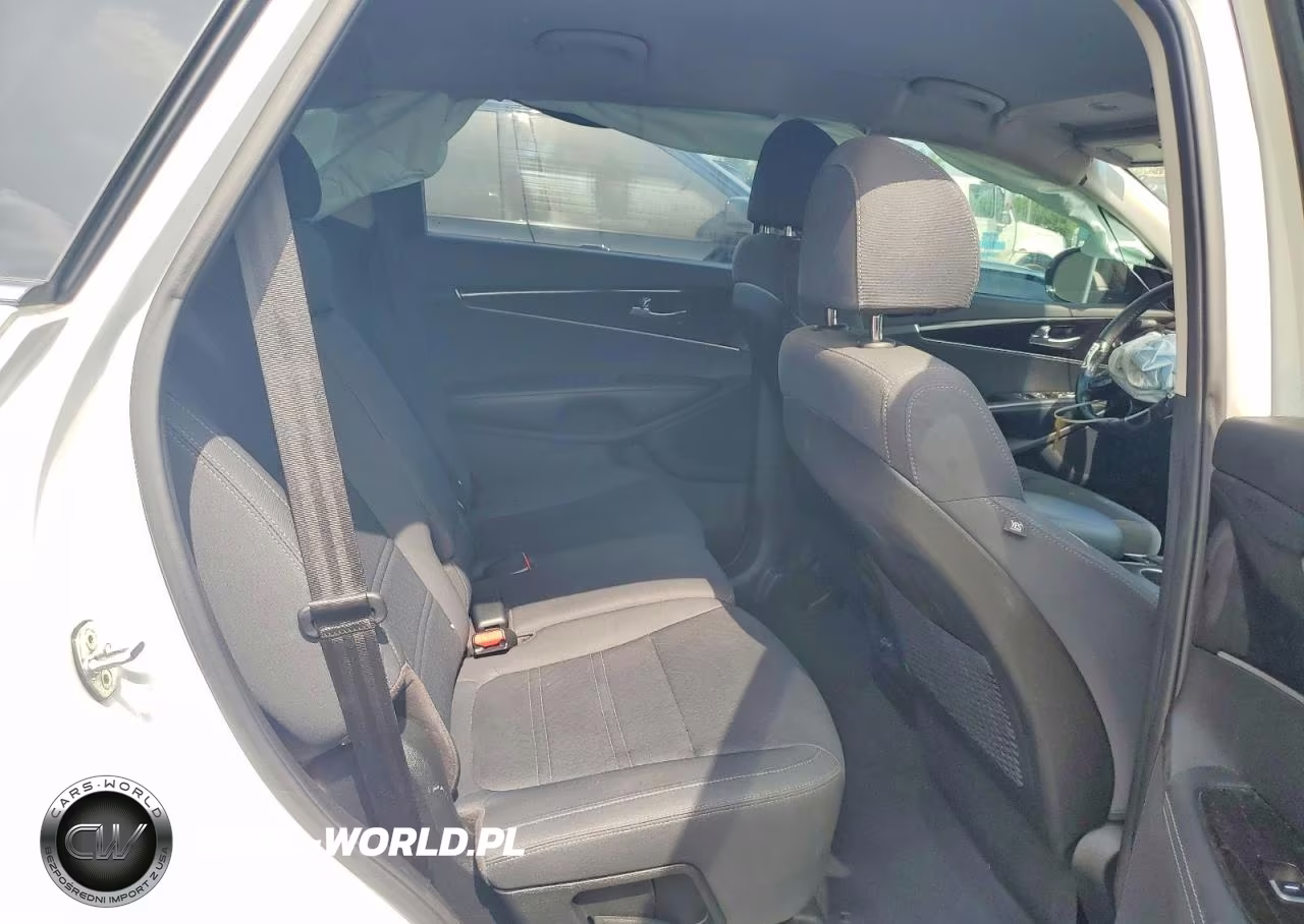 2018 Kia Sorento Lx VIN:5XYPG4A34JG416381 - 11