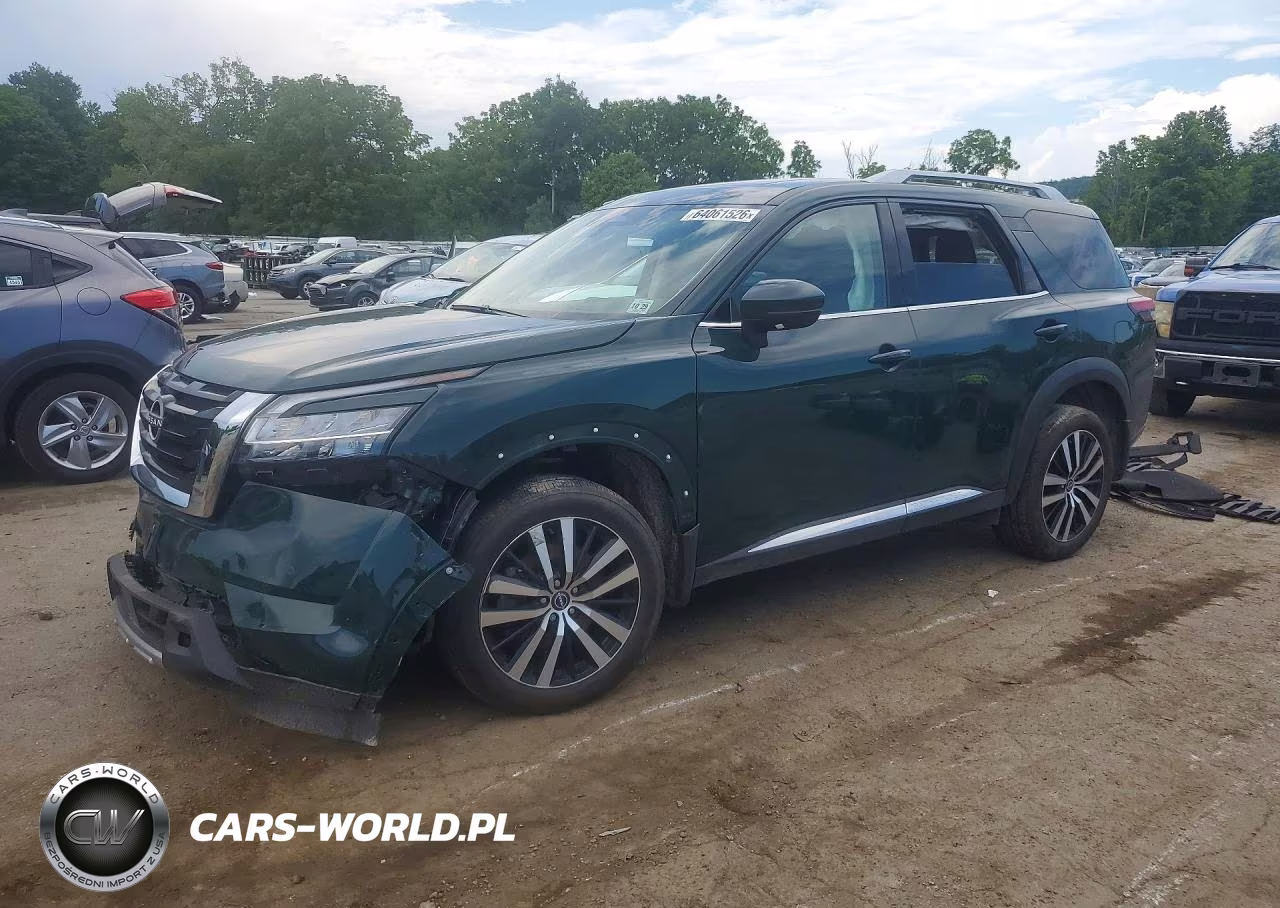 2024 Nissan Pathfinder Platinum – zdjęcie 1 z 14