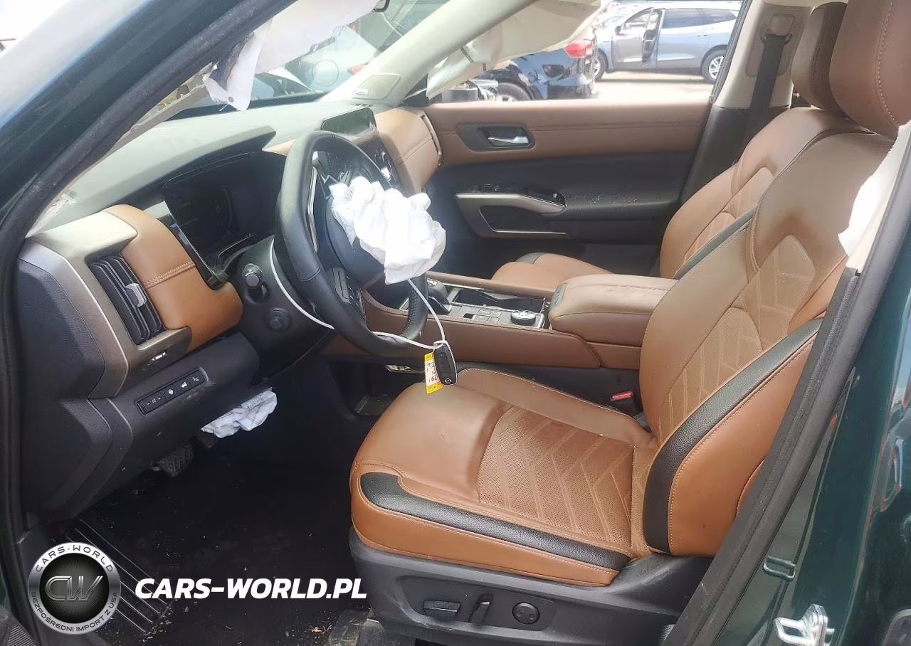 2024 Nissan Pathfinder Platinum VIN:5N1DR3DJ0RC301984 - 7