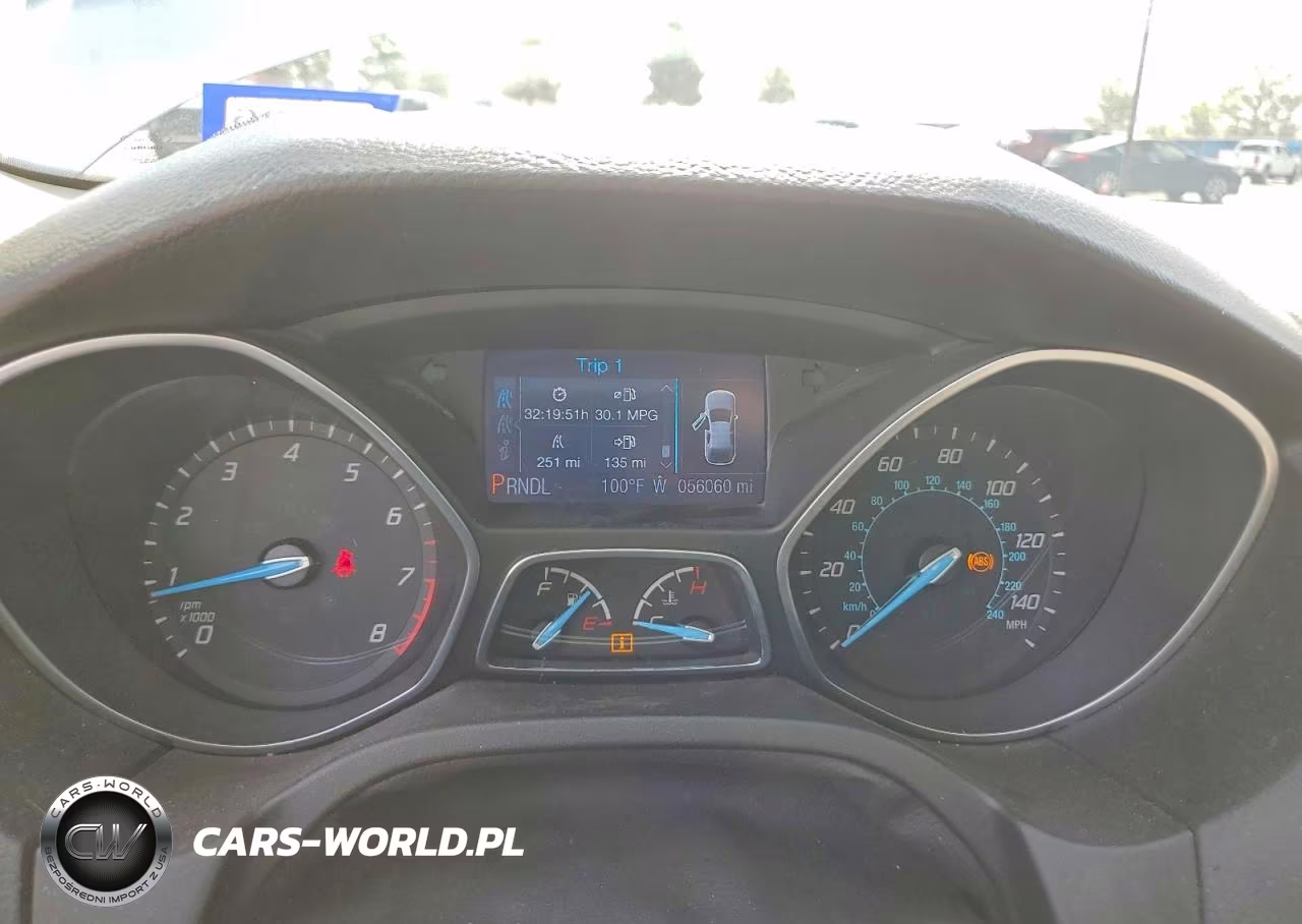 2014 Ford Focus Se VIN:1FADP3F27EL110305 - 9
