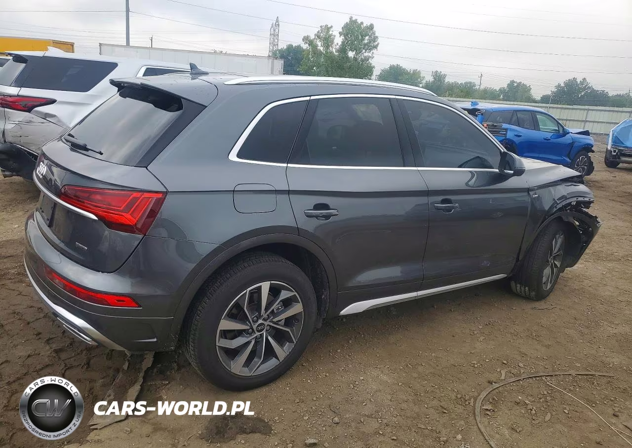 2023 Audi Q5 Premium Plus 45 VIN:WA1EAAFY6P2052960 - 3