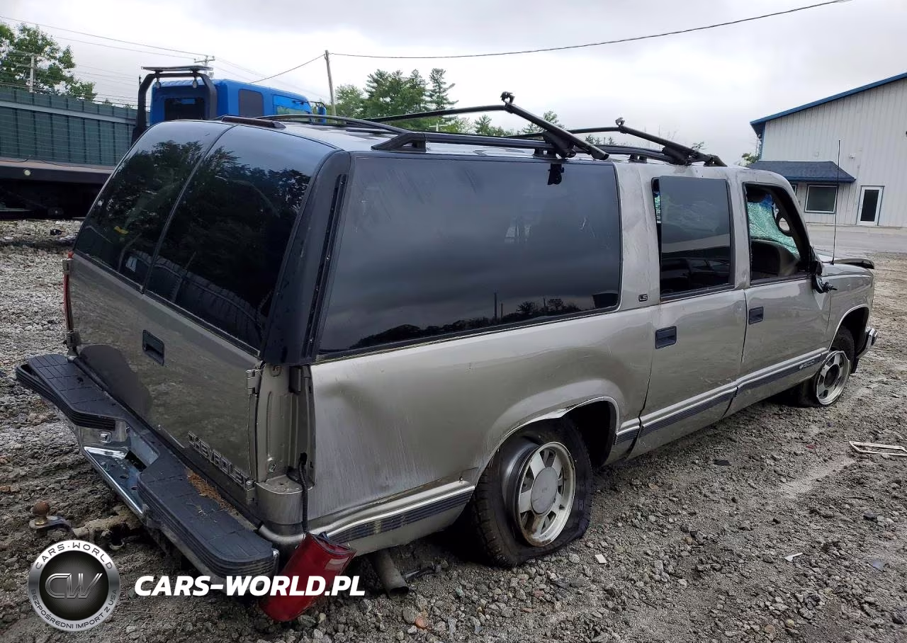 1999 Chevrolet Suburban C1500 VIN:3GNEC16R6XG119080 - 3