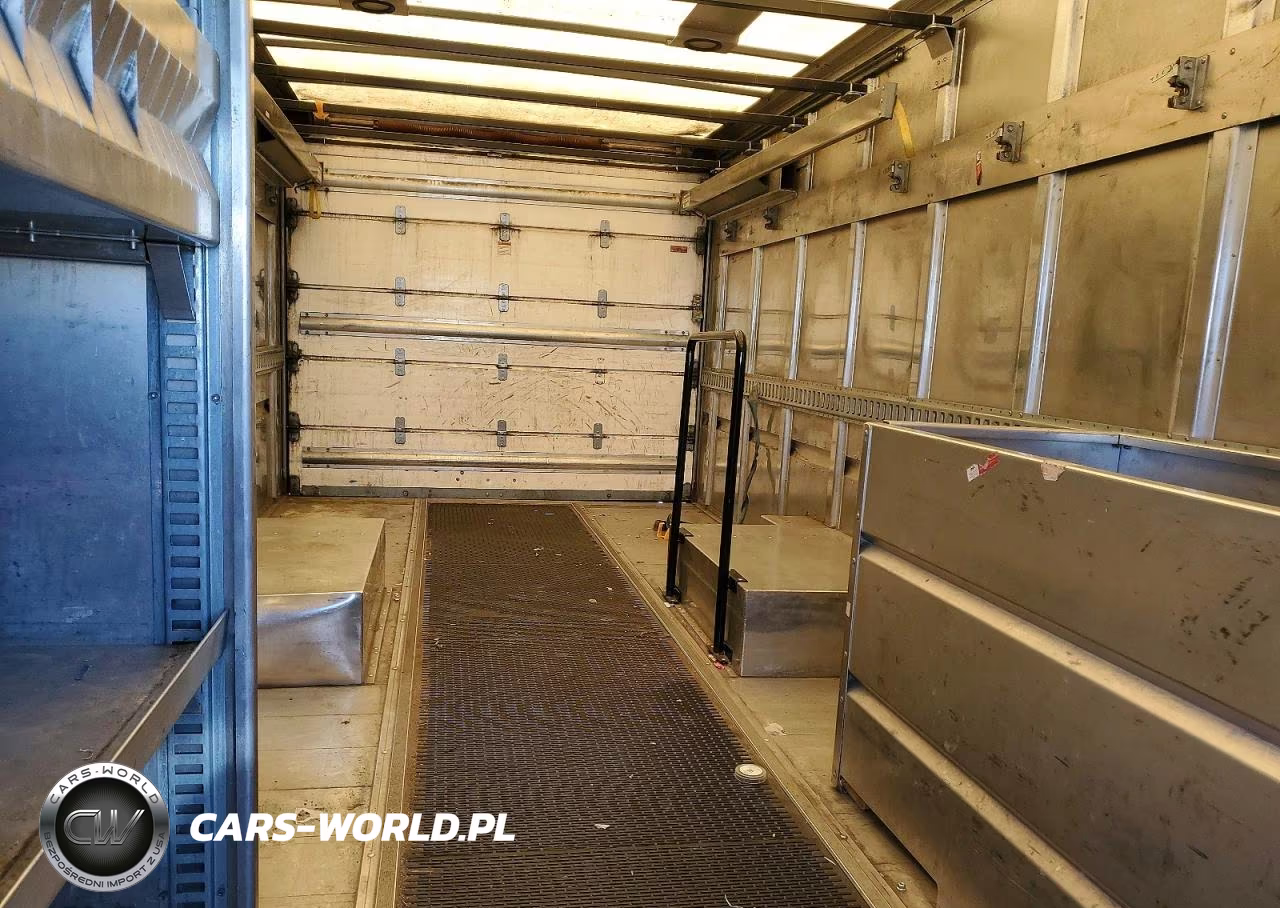 2010 Ford E450 Delivery Truck VIN:1FC4E4KL0ADB01020 - 11