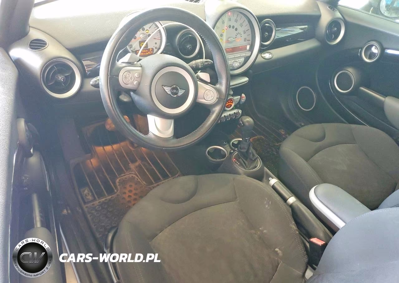 2009 Mini Cooper VIN:WMWMF33559TW74212 - 8