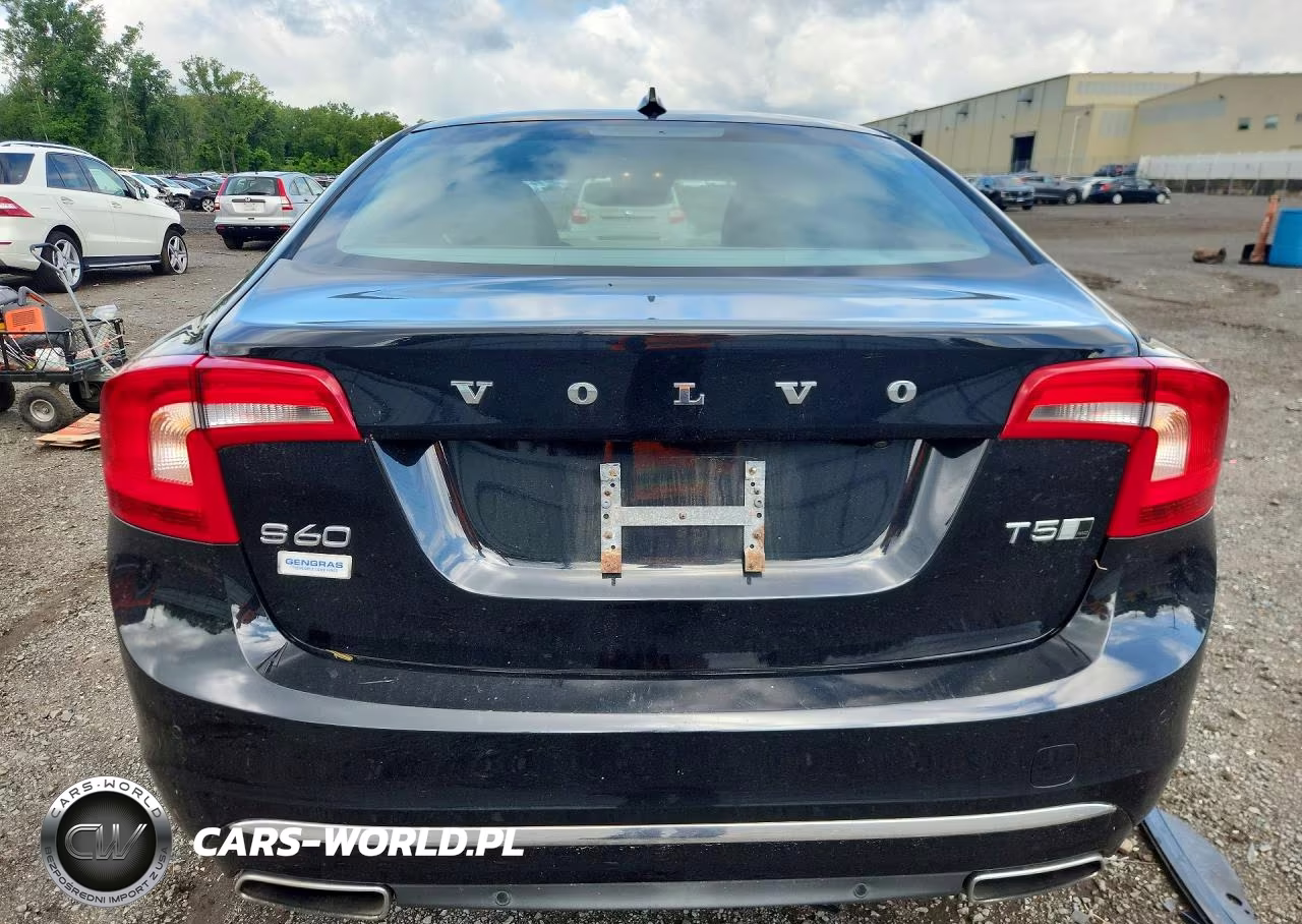2018 Volvo S60 Platinum VIN:LYV402TM4JB156056 - 6